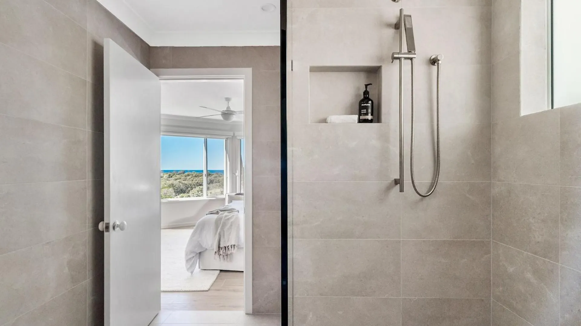 A Perfect Stay - Byron Pacific Vista Byron Bay 0*,  Australia